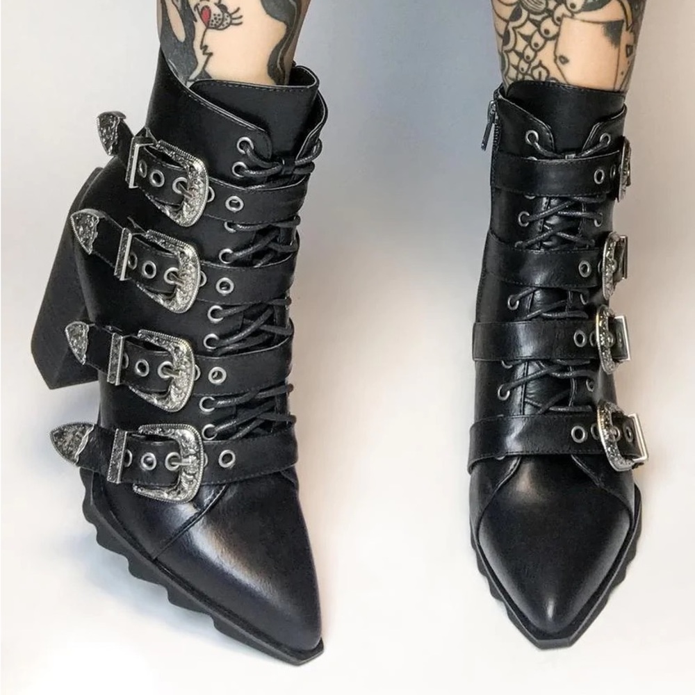 NWB Don't Even Buckle Boots from Lamoda